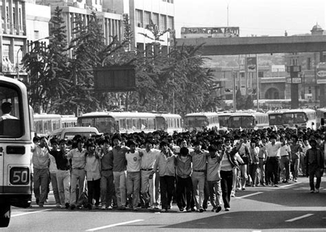  De 1987 democratische demonstraties van Zuid-Korea: Een keerpunt in de geschiedenis